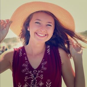 Meet your Posher, Anna